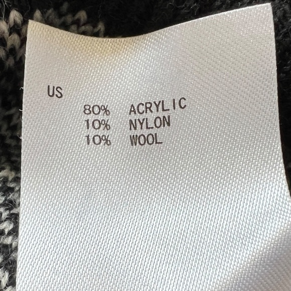 Yecca Vecca Sweater | Womens Small - Picture 10 of 10